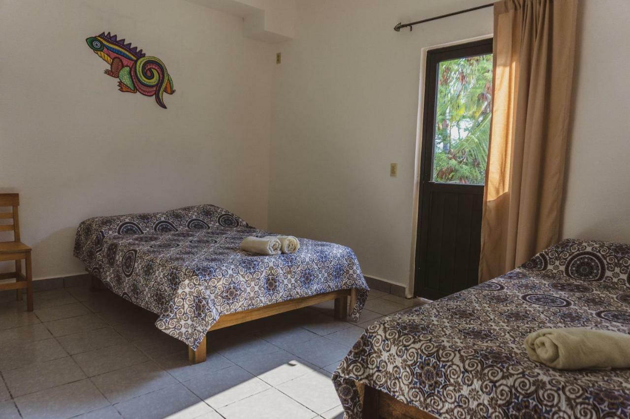 Nomad Beach House Hotel Puerto Escondido  Eksteriør billede